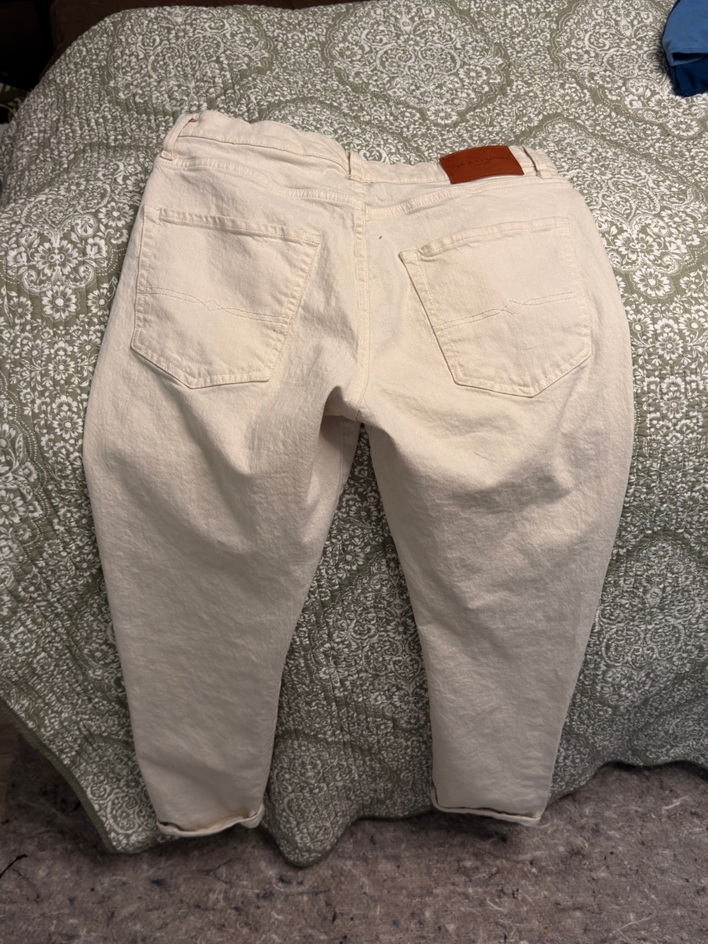Lucky Brand Men’s Cream Jeans - Athletic Slim Fit 31x32